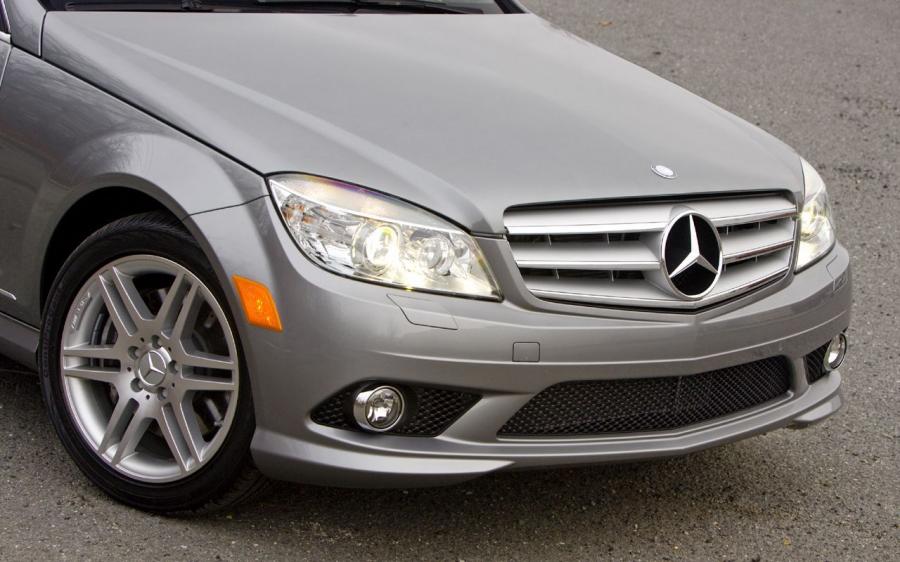  Mercedes-Benz C-Class 2007 года  (US) (фото 32 из 63)
